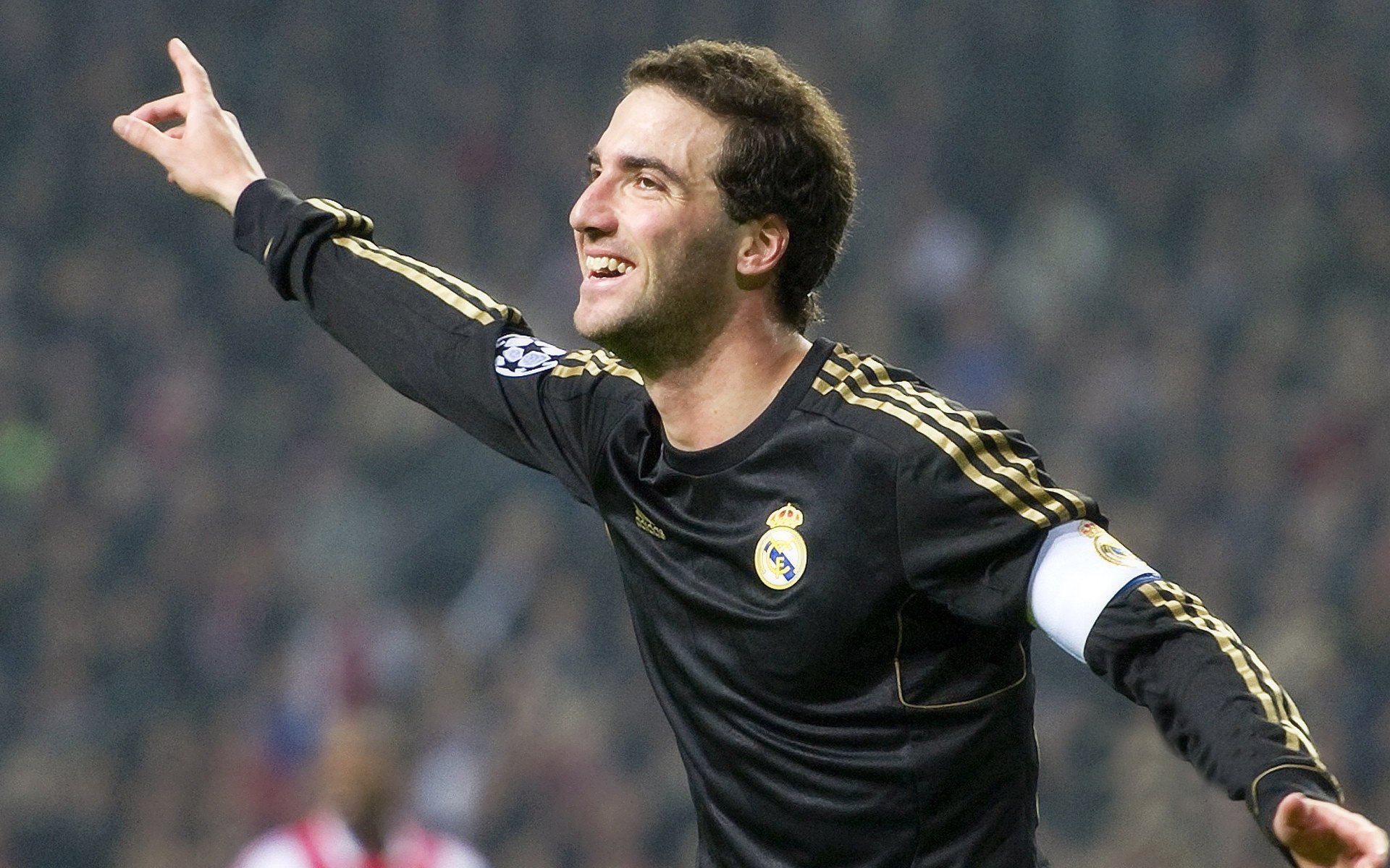 世界排名争夺战焦点战，阿尔及利亚强行终结比利亚雷亚尔