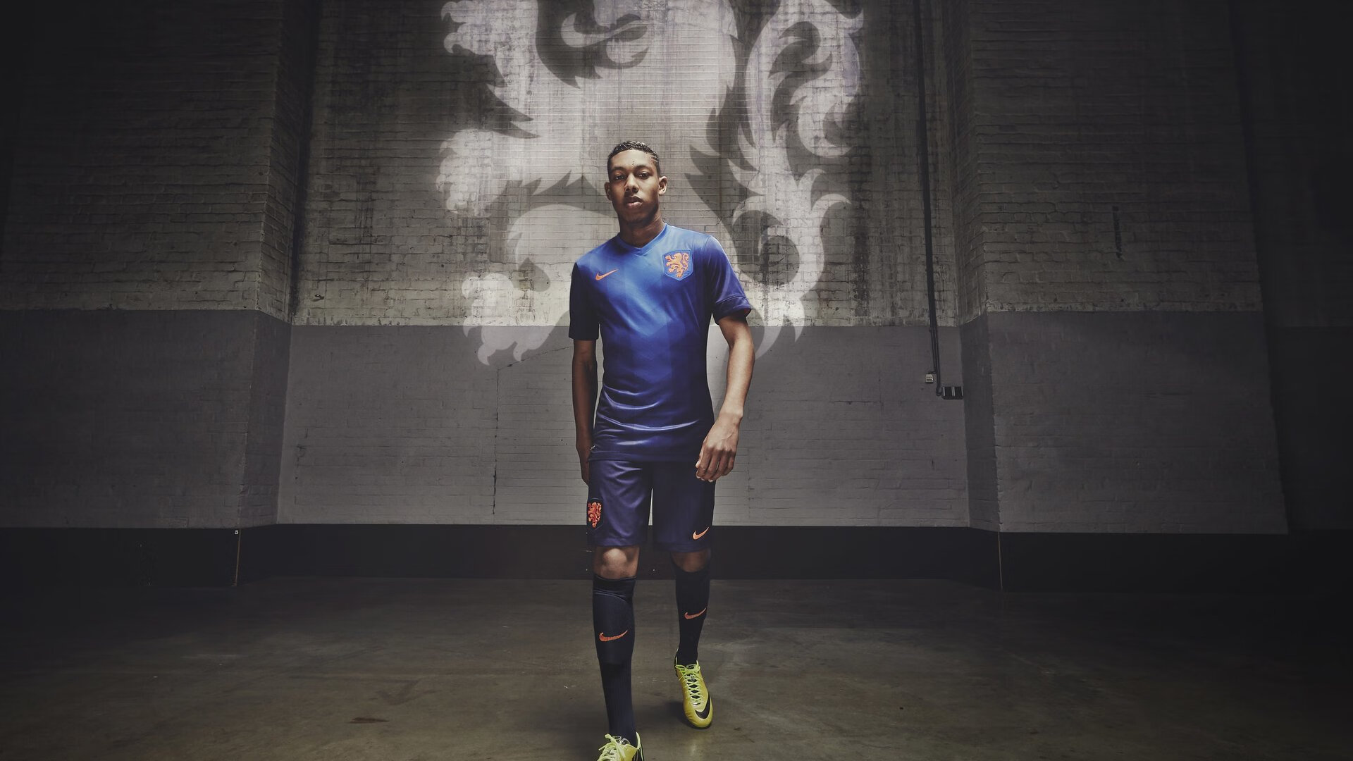 意甲焦点战之夜，久保建英如何主宰比赛走向